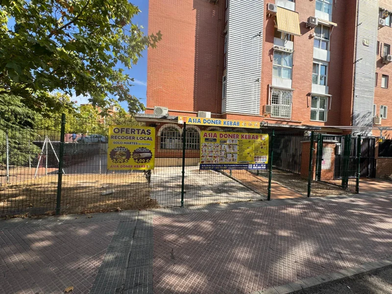 Las Bebidas de ASIA DONER KEBAB en Alcalá de Henares